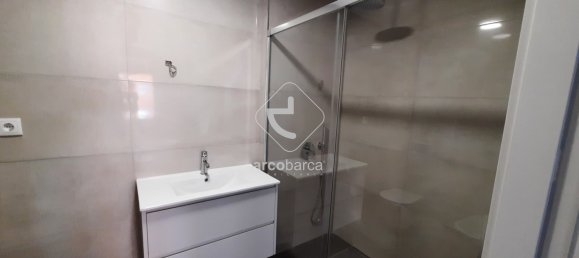 2 bedrooms Apartment in Porto, Portugal No. 105069 14