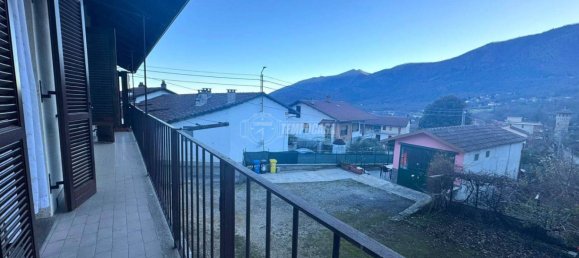 2 bedrooms House in Val della Torre, Italy No. 101999 27