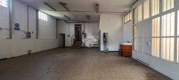  مستودع في Desio, Italy 615متر مربع رقم 107862 8