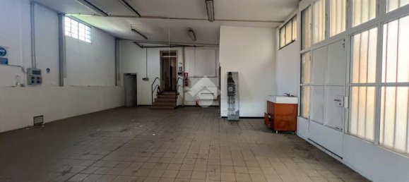  مستودع في Desio, Italy 615متر مربع رقم 107862 24