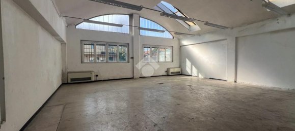  مستودع في Desio, Italy 615متر مربع رقم 107862 3