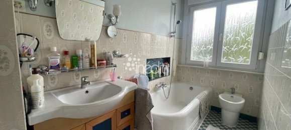 4 bedrooms House in Wambrechies, France No. 244110 8