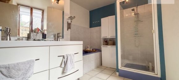 2 bedrooms House in Mello, France No. 303815 7