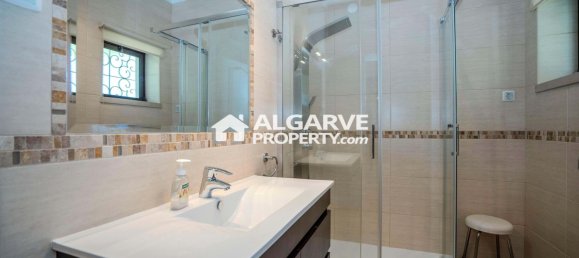 4 bedrooms Villa in Quarteira, Portugal No. 337261 16
