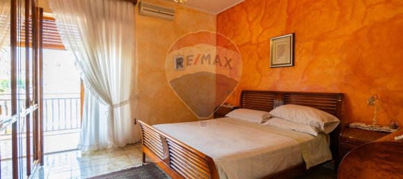 4 bedrooms Apartment in Acireale, Italy No. 347132 14