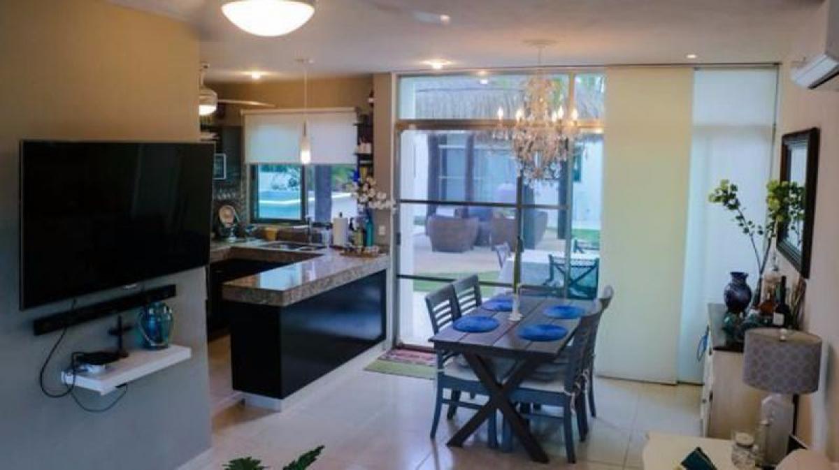 3 bedrooms House in Solidaridad, Mexico No. 163553