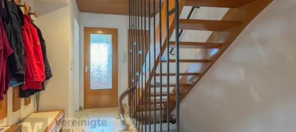 Таунхаус с 3 спальнями в Reutlingen, Германия № 366235 6