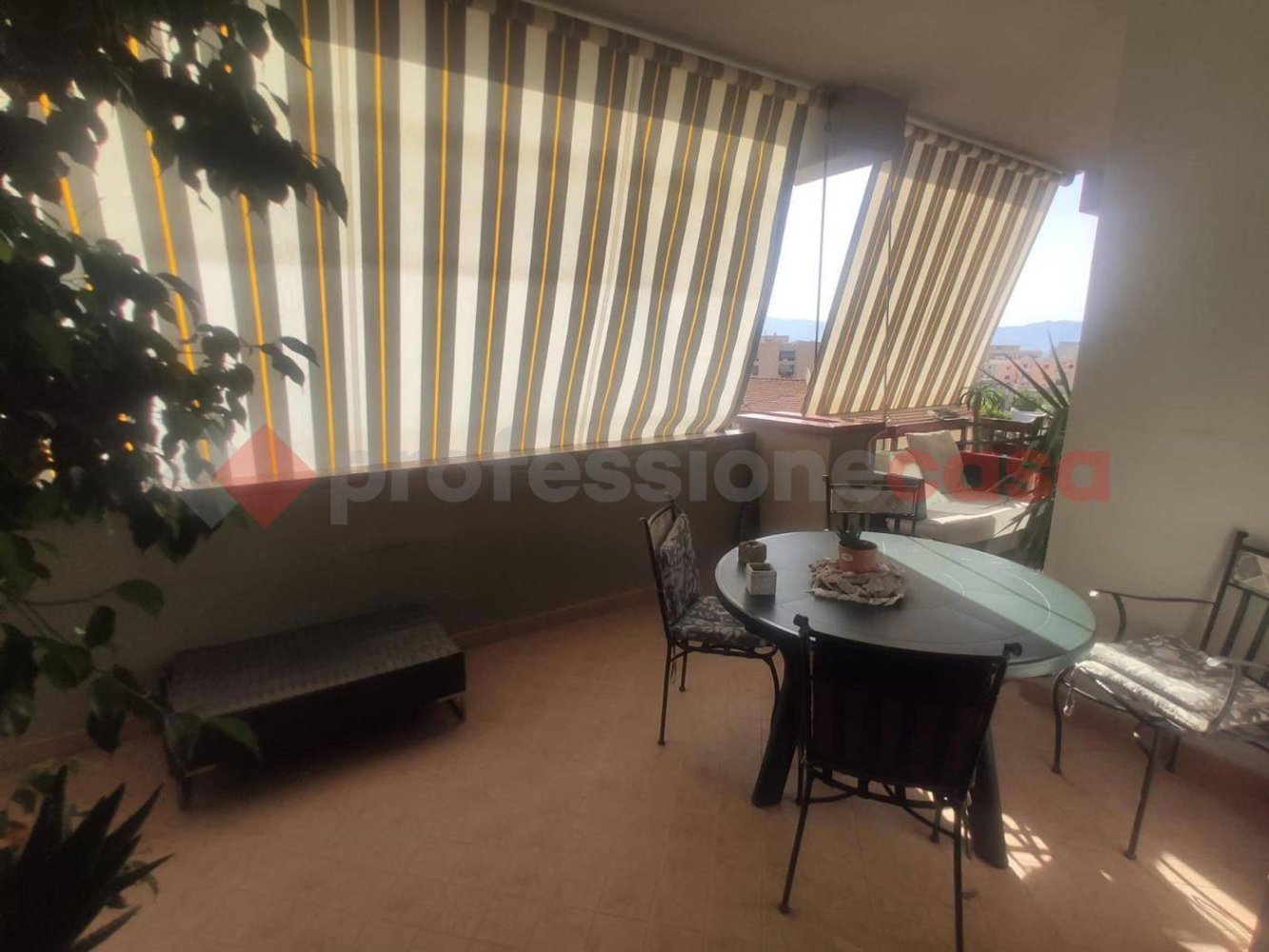 3 bedrooms Apartment in Reggio Calabria, Italy No. 340127