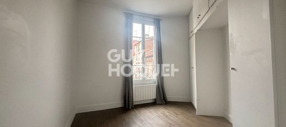 2 bedrooms Duplex in Seine-Saint-Denis, France No. 186797 7
