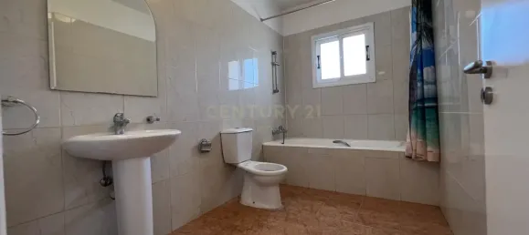 4 chambres Bungalow à Monagroulli, Cyprus No. 4325 8