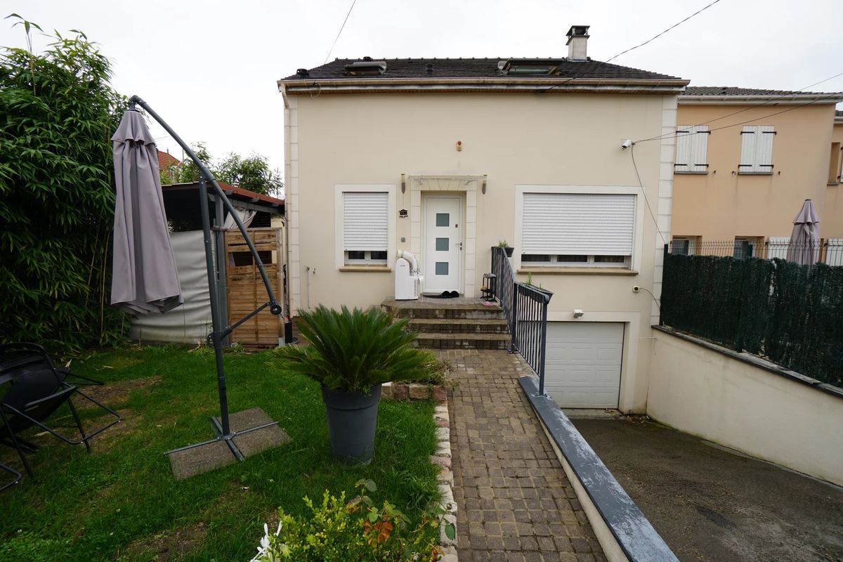 4 bedrooms House in Aulnay-sous-Bois, France No. 174554