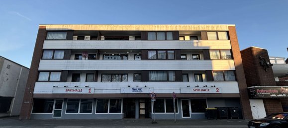 300m² Building in Neumunster, Germany No. 33094 2