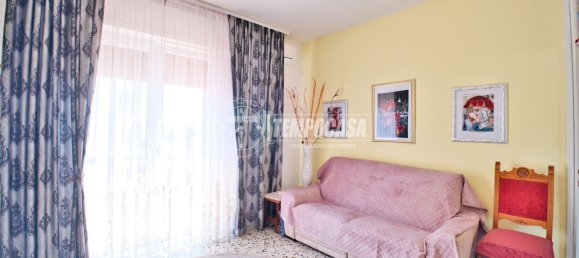3 rooms Apartment in Novara, Italy No. 275881 12