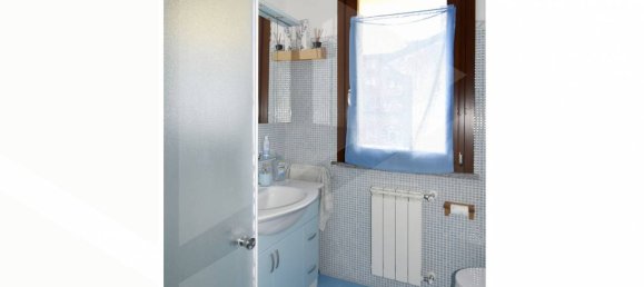 Квартира с 3 комнатами в Парабьяго, Италия № 21697 9