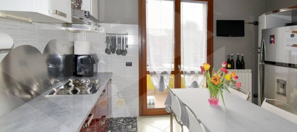 Квартира с 3 комнатами в Парабьяго, Италия № 21697 7