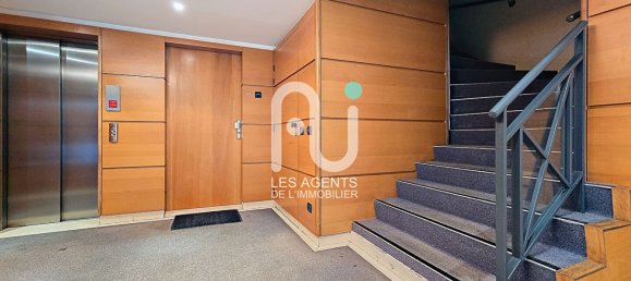 3 bedrooms Apartment in Boulogne-Billancourt, France No. 150005 11