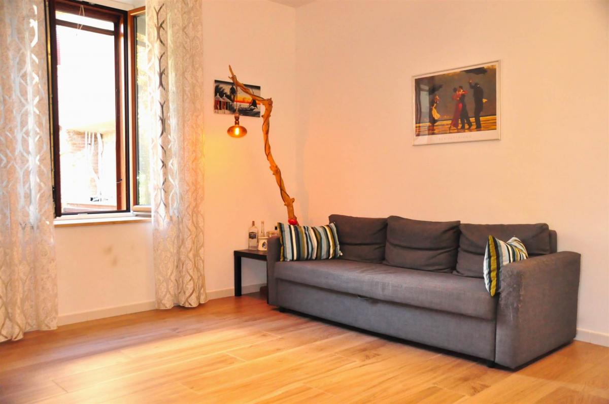 2 bedrooms Apartment in Siena, Italy No. 960