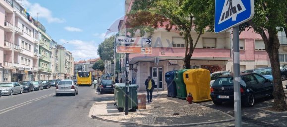 3 غرف نوم شقة في Amadora, Portugal رقم 81975 17