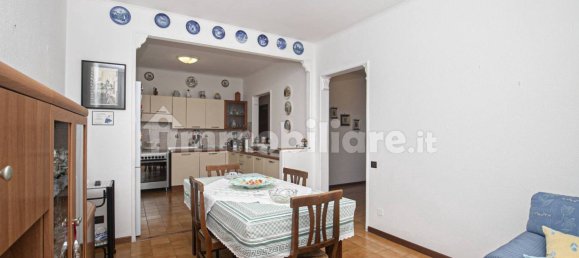 3 bedrooms Apartment in Genoa, Italy No. 296501 2