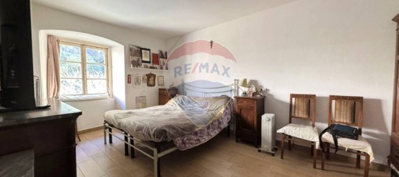 Apartamento T2 em Genoa, Italy N.º 132596 16