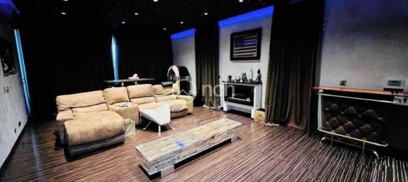 6 bedrooms House in Limassol, Cyprus No. 7502 14