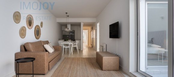3 bedrooms Apartment in Lisbon, Portugal No. 11024 3