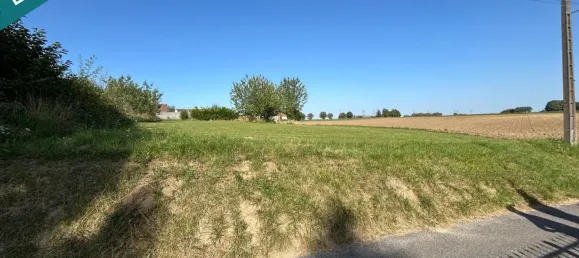 1048m² Land in Somme, France No. 352470 2