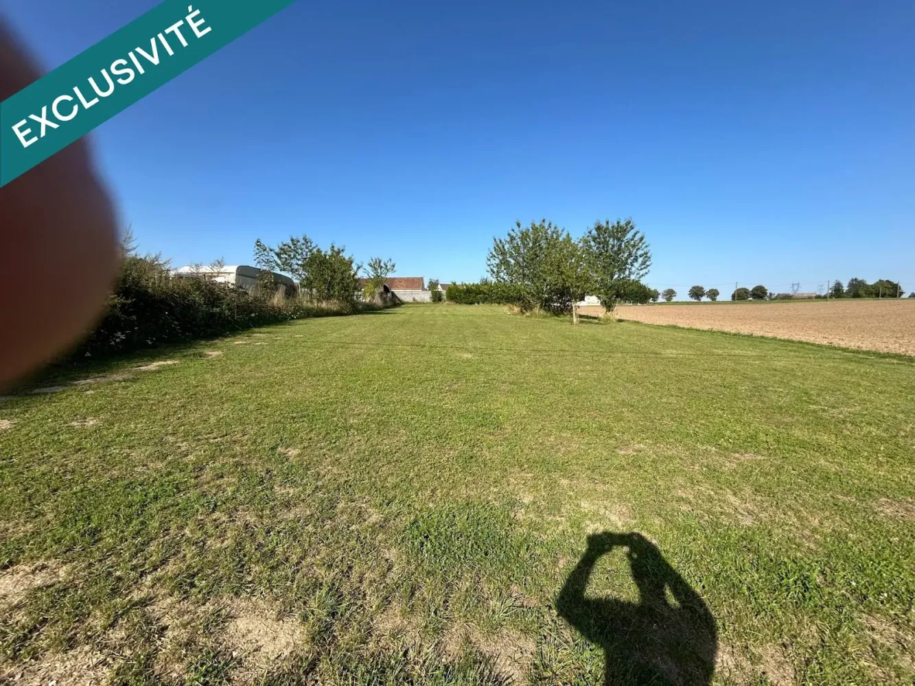 1048m² Land in Somme, France No. 352470