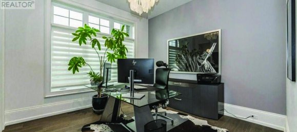 4 bedrooms House in Puslinch, Canada No. 779 10