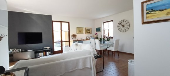 3 bedrooms House in Bolzano Novarese, Italy No. 361700 10