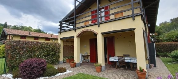 3 bedrooms House in Bolzano Novarese, Italy No. 361700 2