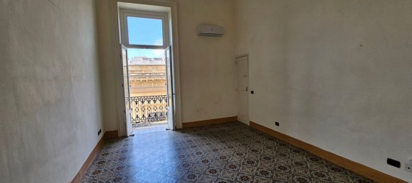 4 rooms Apartment in Lecce, Italy No. 306400 10