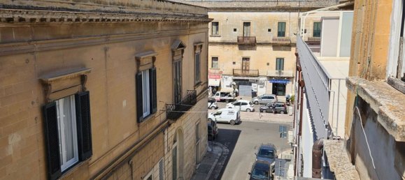 4 rooms Apartment in Lecce, Italy No. 306400 25