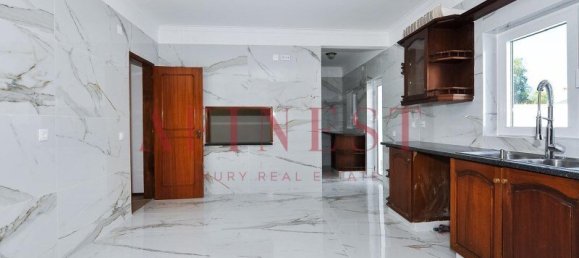 5 bedrooms Villa in Seixal, Portugal No. 132725 27