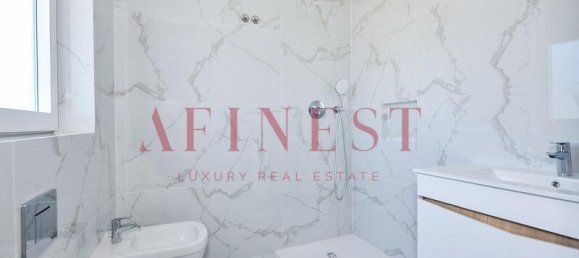 5 bedrooms Villa in Seixal, Portugal No. 132725 40