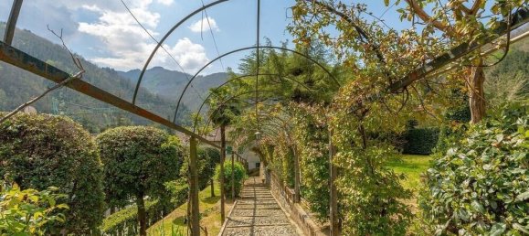 8 bedrooms Villa in Bagni di Lucca, Italy No. 84056 3