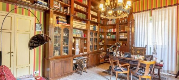 8 bedrooms Villa in Bagni di Lucca, Italy No. 84056 10