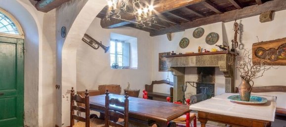 8 bedrooms Villa in Bagni di Lucca, Italy No. 84056 14