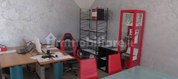 1 room Warehouse in Calendasco, Italy No. 17196 2