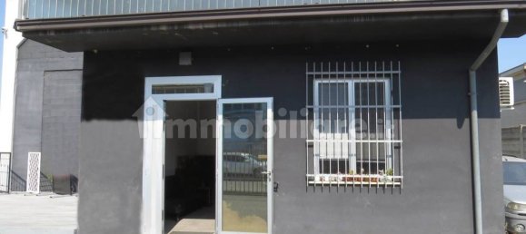 1 room Warehouse in Calendasco, Italy No. 17196 7