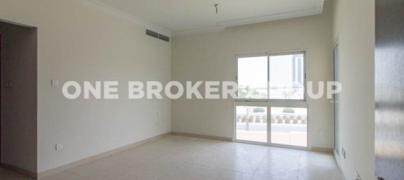 4 bedrooms Villa in Al Barsha, UAE No. 1560 13