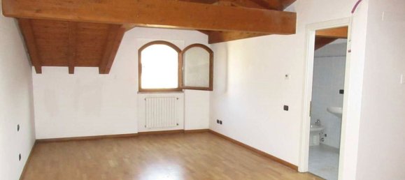 4 rooms Duplex in Rognano, Italy No. 158187 11