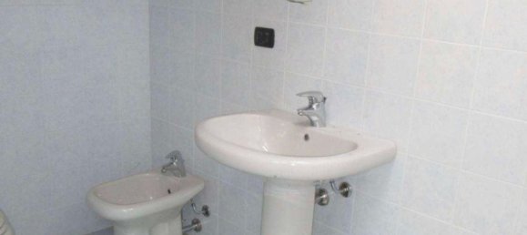 4 rooms Duplex in Rognano, Italy No. 158187 9