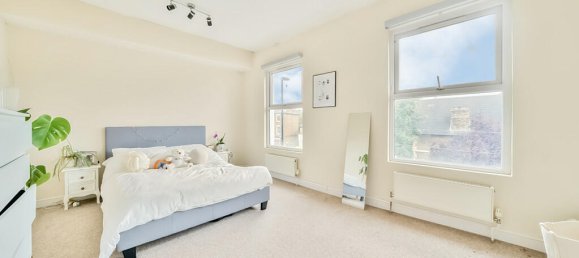 3 bedrooms Apartment in London, United Kingdom No. 7741 17