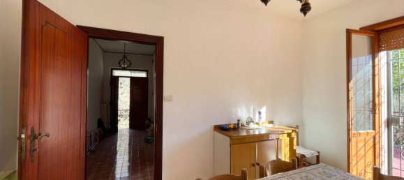 3 bedrooms House in Balsorano, Italy No. 55794 7
