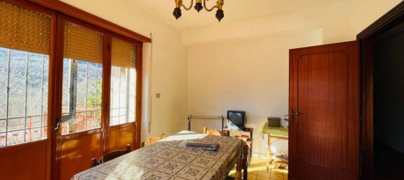 3 bedrooms House in Balsorano, Italy No. 55794 4