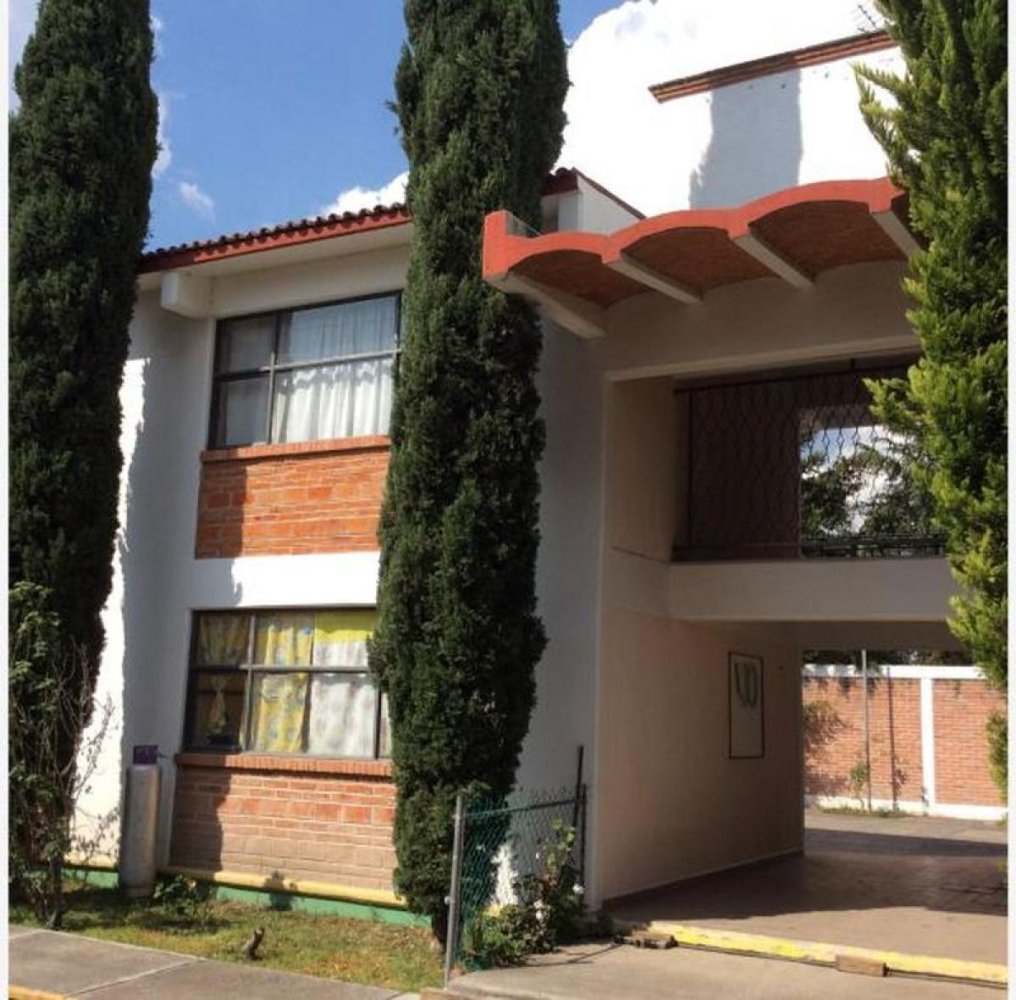 Edificio en Querétaro, Mexico No. 201083