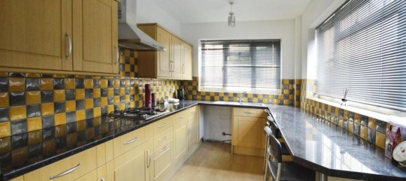 2 bedrooms Commercial property in London, United Kingdom No. 12457 3