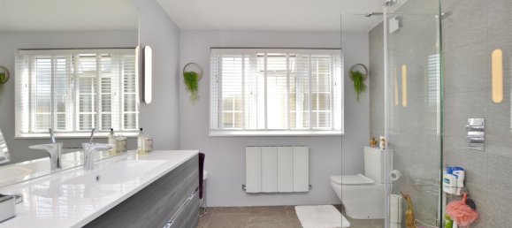 2 bedrooms Commercial property in London, United Kingdom No. 12457 9