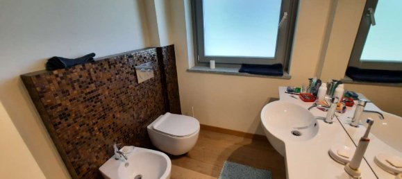 8 rooms House in Corneliano d'Alba, Italy No. 49734 17